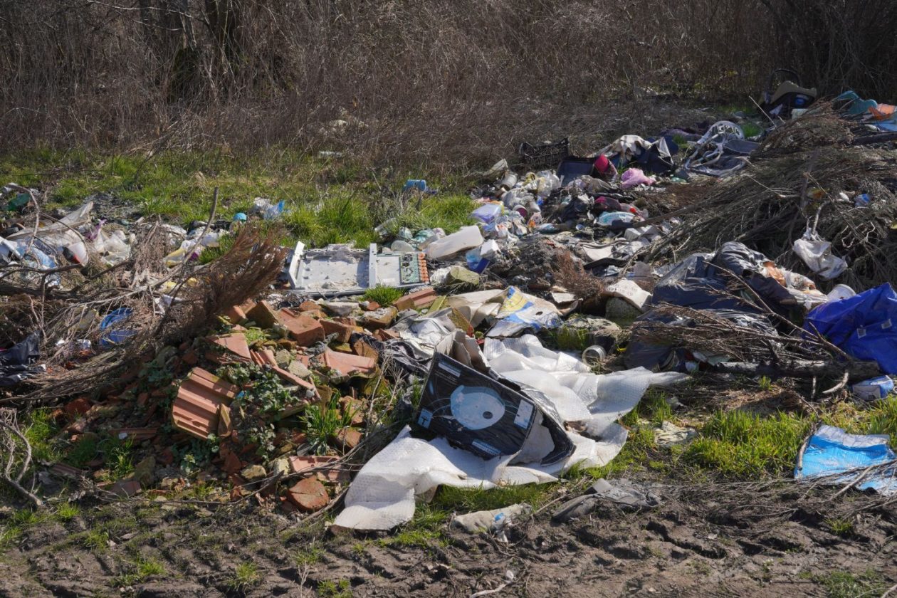 Smeće u Belici (24)