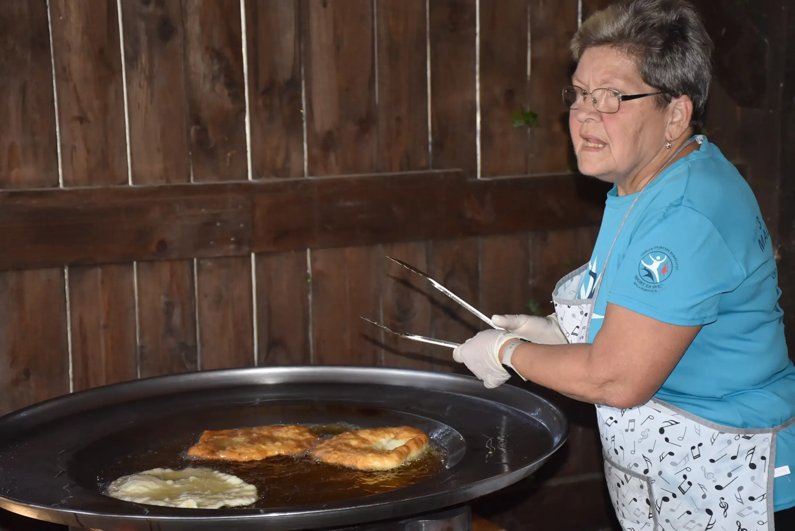 Sobočki špancer (18) Sobočki špancer (18)