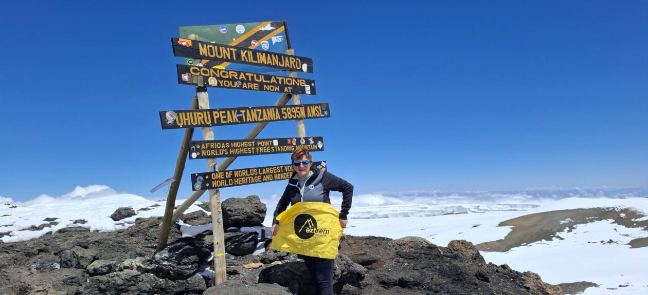 Sonja Tosic – Grlac – Kilimanjaro – na vrhu Sonja Tosic – Grlac – Kilimanjaro – na vrhu