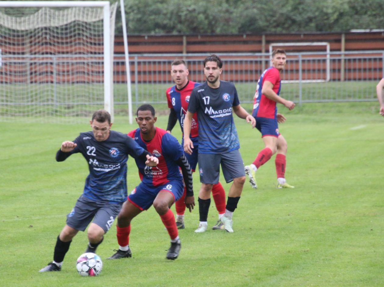 Spartak i DinamoP odigrali miroljubiv susjedni derbi (4)