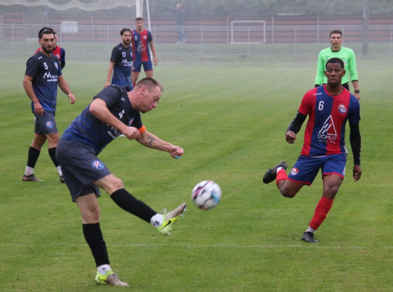 Spartak i DinamoP odigrali miroljubiv susjedni derbi (8)