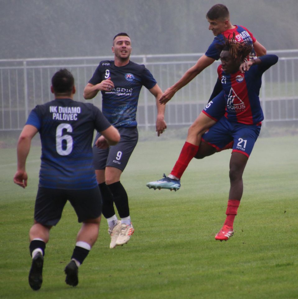 Spartak i DinamoP odigrali miroljubiv susjedni derbi (9)