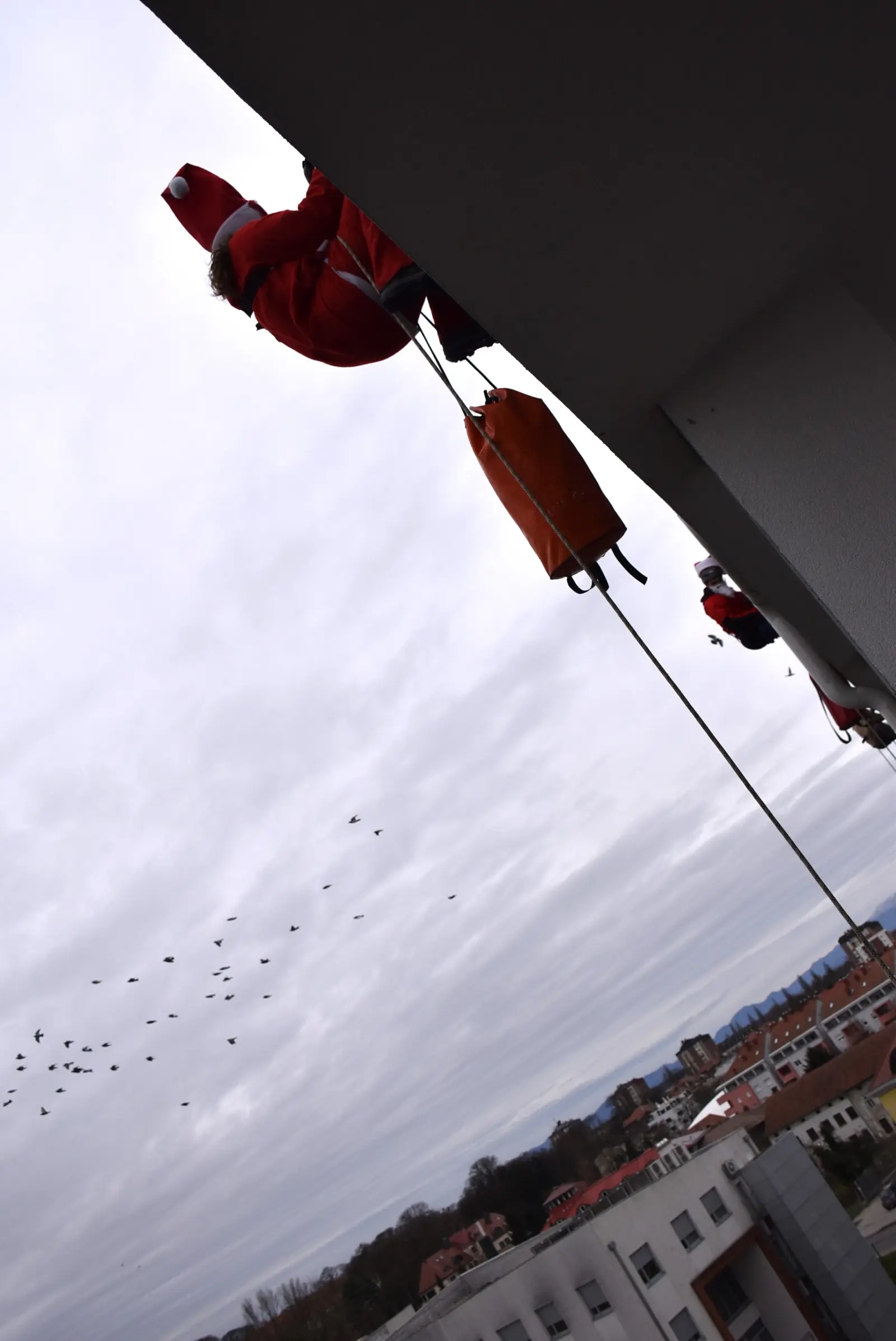 Speleologija, Božić, Bolnica, darivanje (8) Speleologija, Božić, Bolnica, darivanje (8)