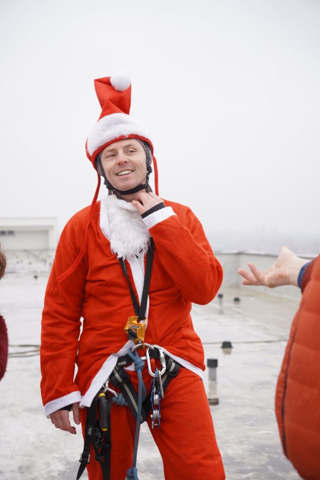 Speleolozi pokloni pedijatrija bolnica božić darivaje (16)