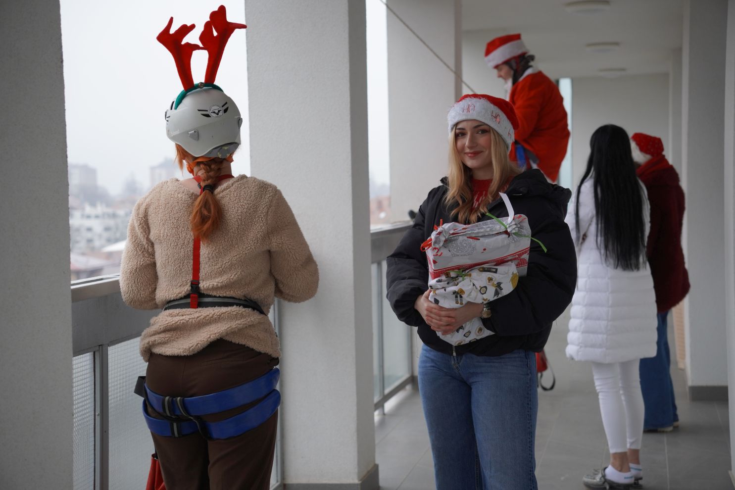 Speleolozi pokloni pedijatrija bolnica božić darivaje (31)