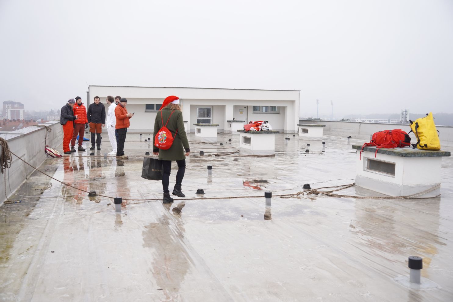 Speleolozi pokloni pedijatrija bolnica božić darivaje (9)