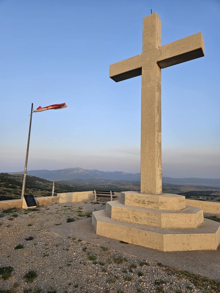 Spomenik međimurskim HOSovcima u Livnu (4) Spomenik međimurskim HOSovcima u Livnu (4)