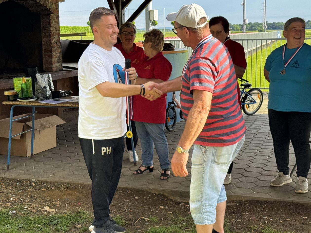 Sportske igre umirovljenika Podturen (6) Sportske igre umirovljenika Podturen (6)