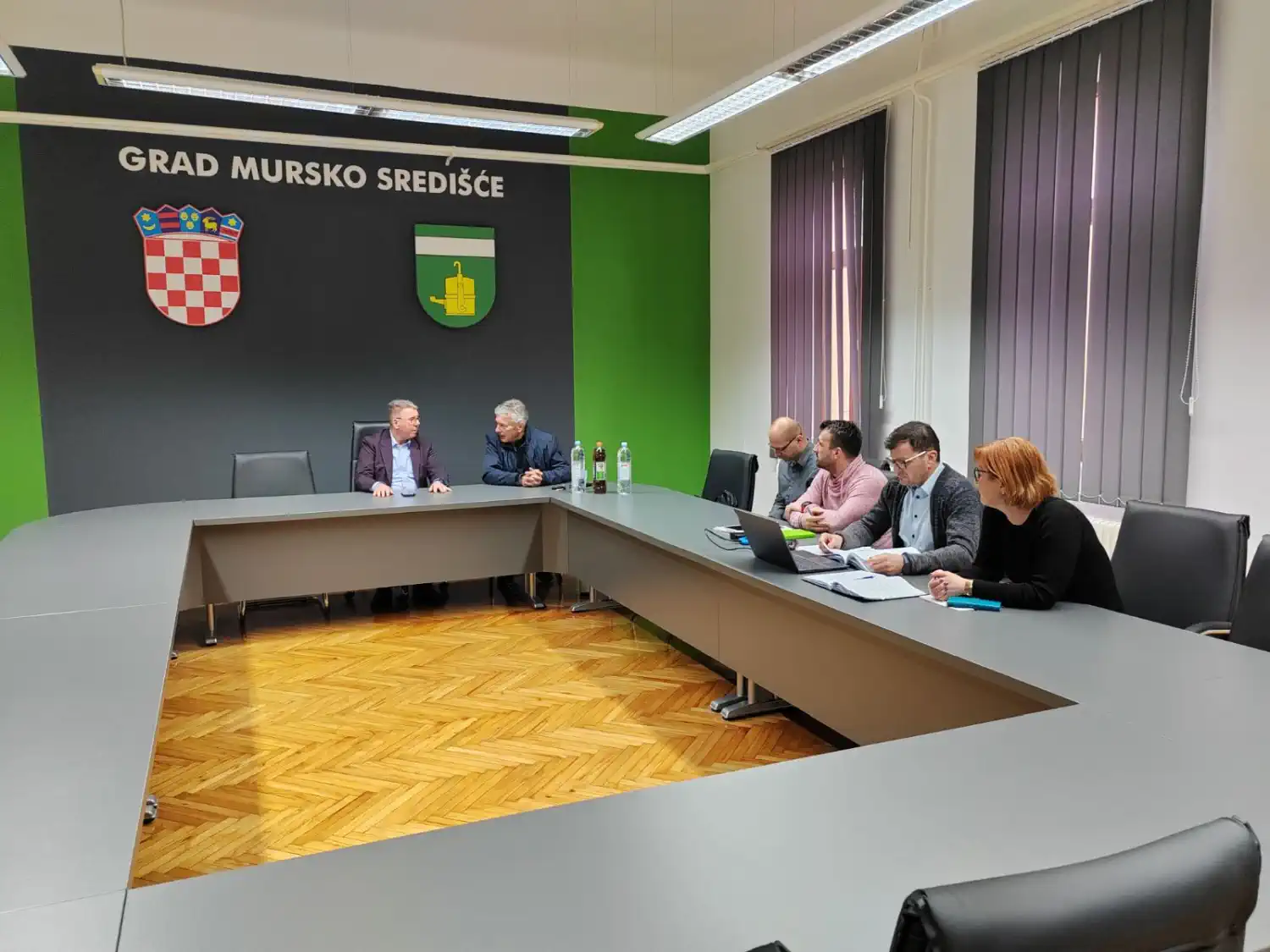 Sportski park u Murskom Središću Novi stadion s umjetnom travom i atletskom stazom na vidiku (4) Sportski park u Murskom Središću Novi stadion s umjetnom travom i atletskom stazom na vidiku (4)