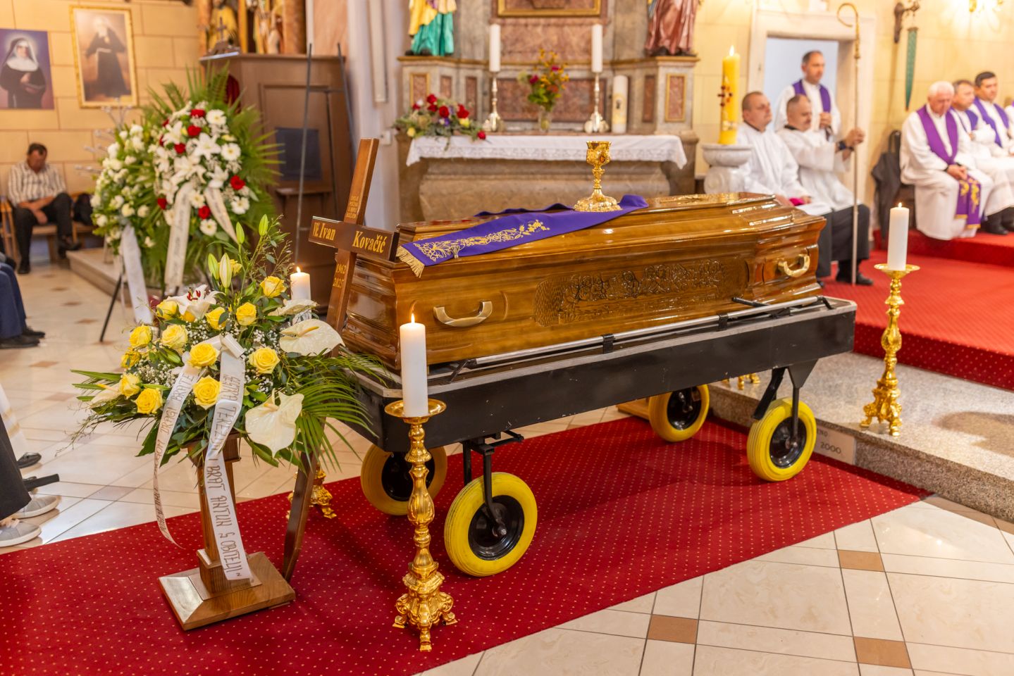 Sprovod – IVAN KOVAČIĆ – Štrigova 20