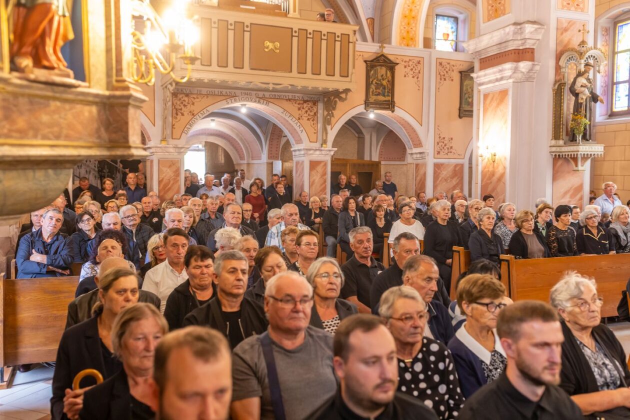 Sprovod – IVAN KOVAČIĆ – Štrigova 21