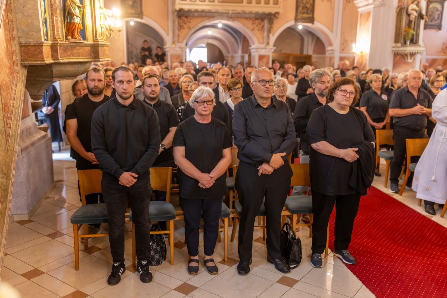 Sprovod – IVAN KOVAČIĆ – Štrigova 23