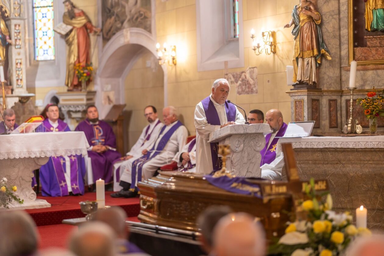 Sprovod – IVAN KOVAČIĆ – Štrigova 31