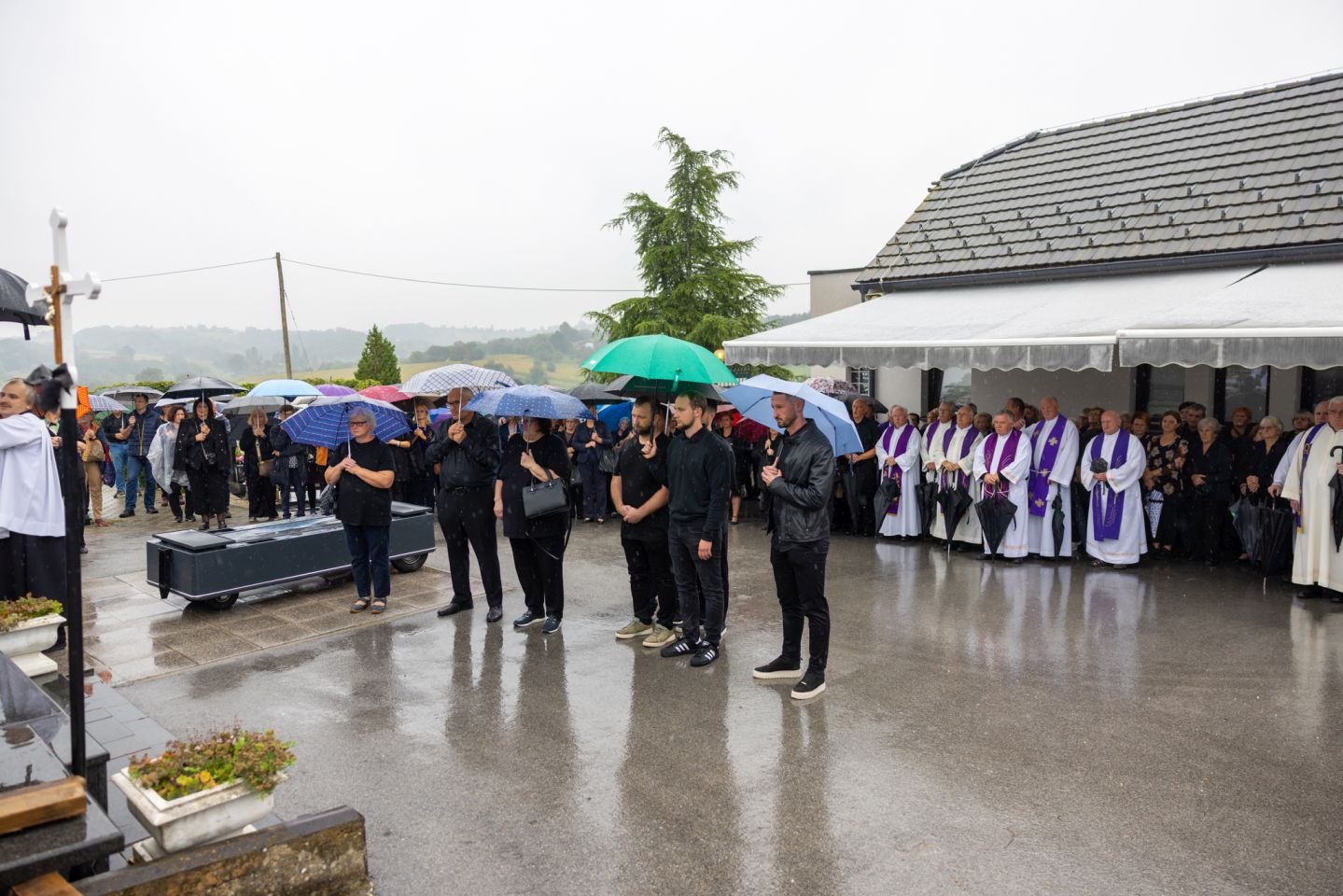 Sprovod – IVAN KOVAČIĆ – Štrigova 38