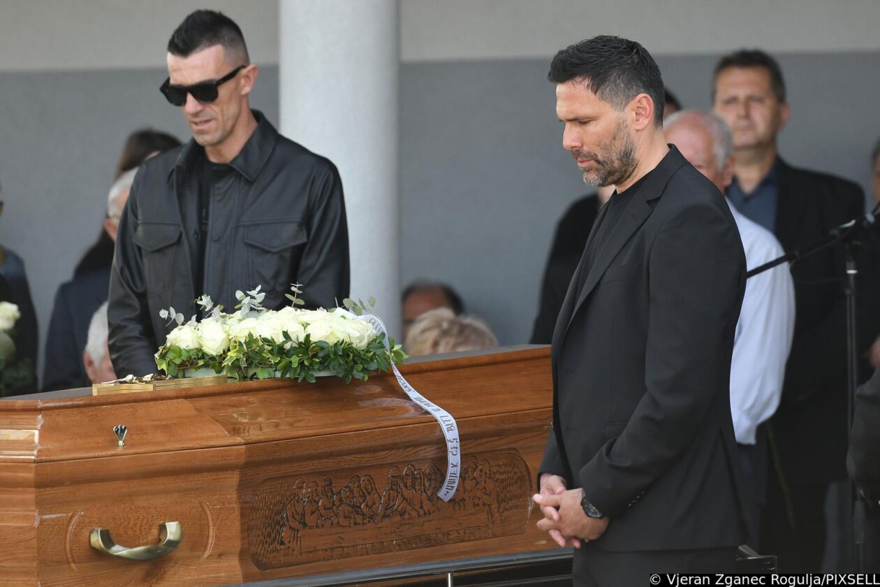 Sveti Martin na Muri: Sprovod bivšeg nogometnog reprezentativca Nikole Pokrivača