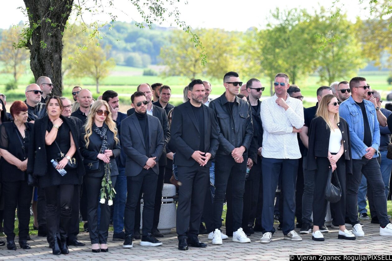 Sveti Martin na Muri: Sprovod bivšeg nogometnog reprezentativca Nikole Pokrivača