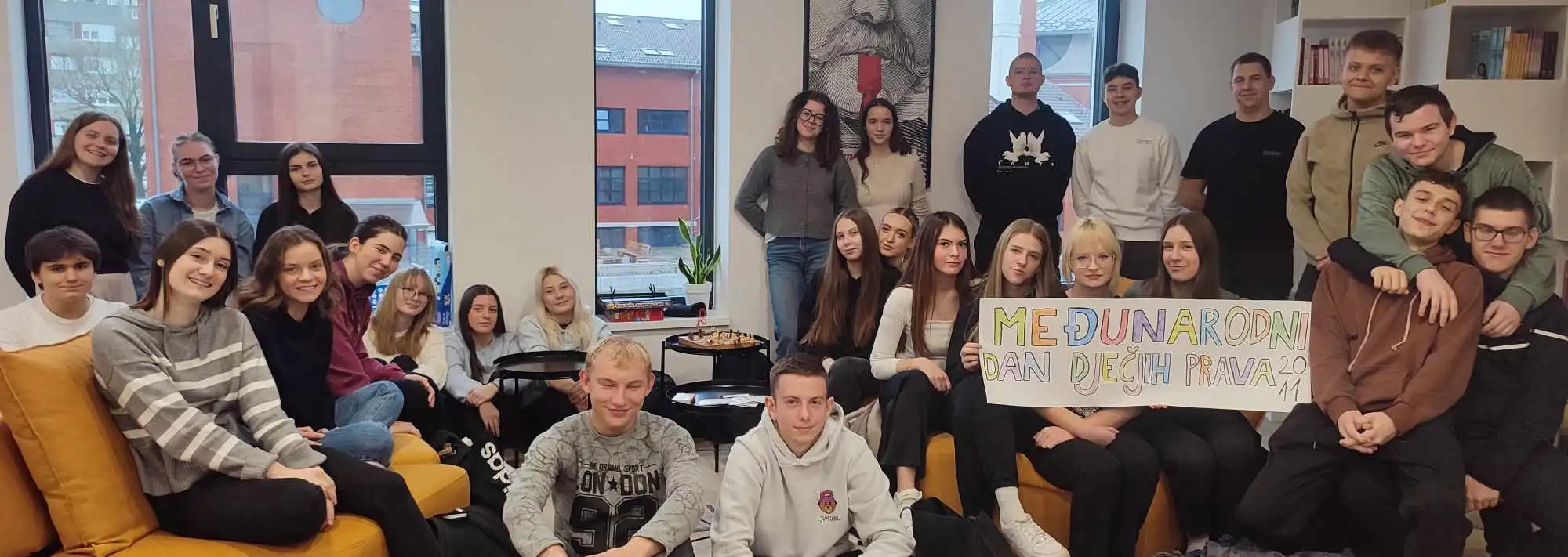 Srednja škola Čakovec (4) Srednja škola Čakovec (4)