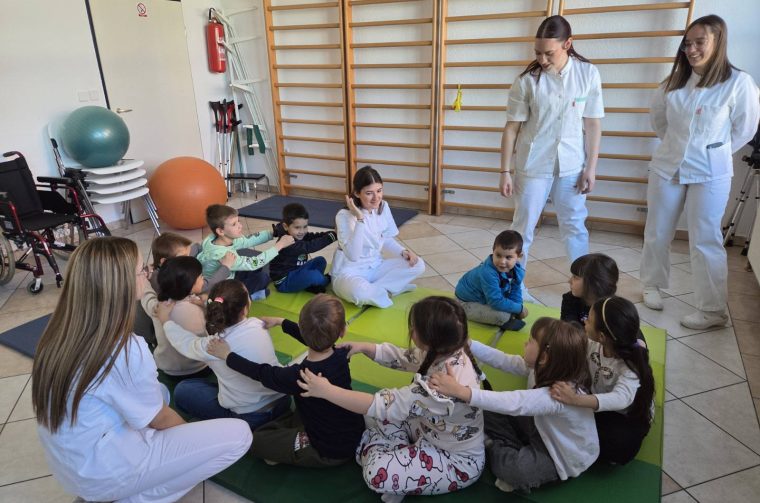 Srednja škola Čakovec (5) Srednja škola Čakovec (5)