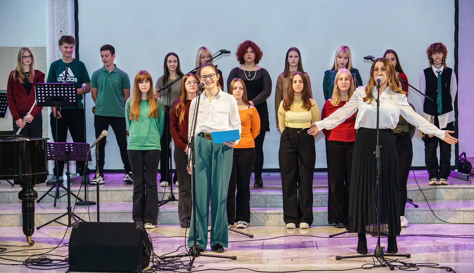 Srednja škola Čakovec dan škole (22) Srednja škola Čakovec dan škole (22)