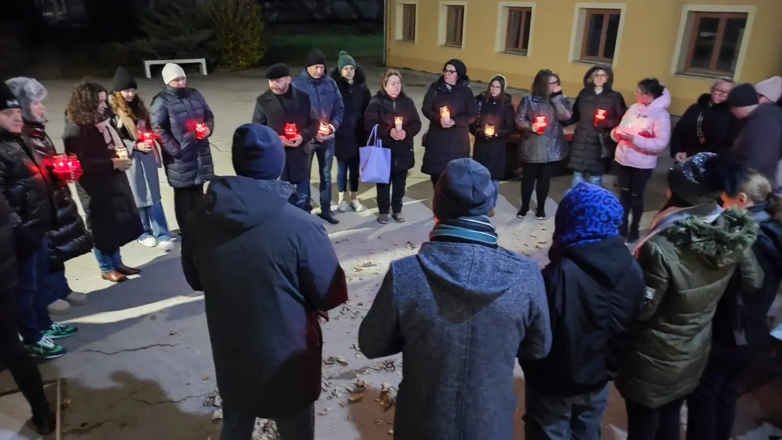 Srednja škola Prelog, pijetet (7) Srednja škola Prelog, pijetet (7)