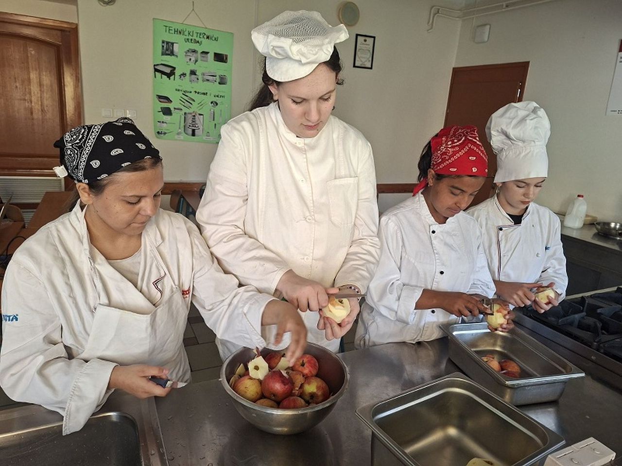 Srednja škola Prelog sv. dan jabuka 2025 (2)