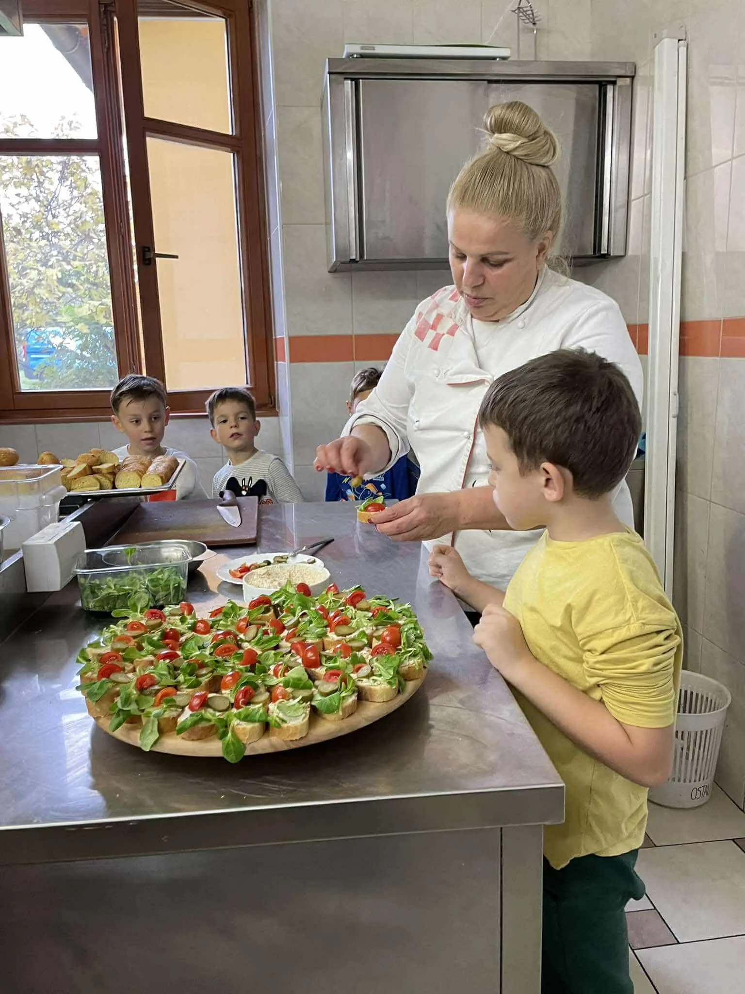 Srednja škola Prelog – svjetski dan štednje – vrtić Fijolica (9)