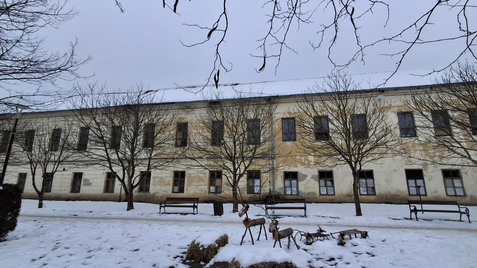 Stara škola Donja Dubrava rušenje (6) Stara škola Donja Dubrava rušenje (6)