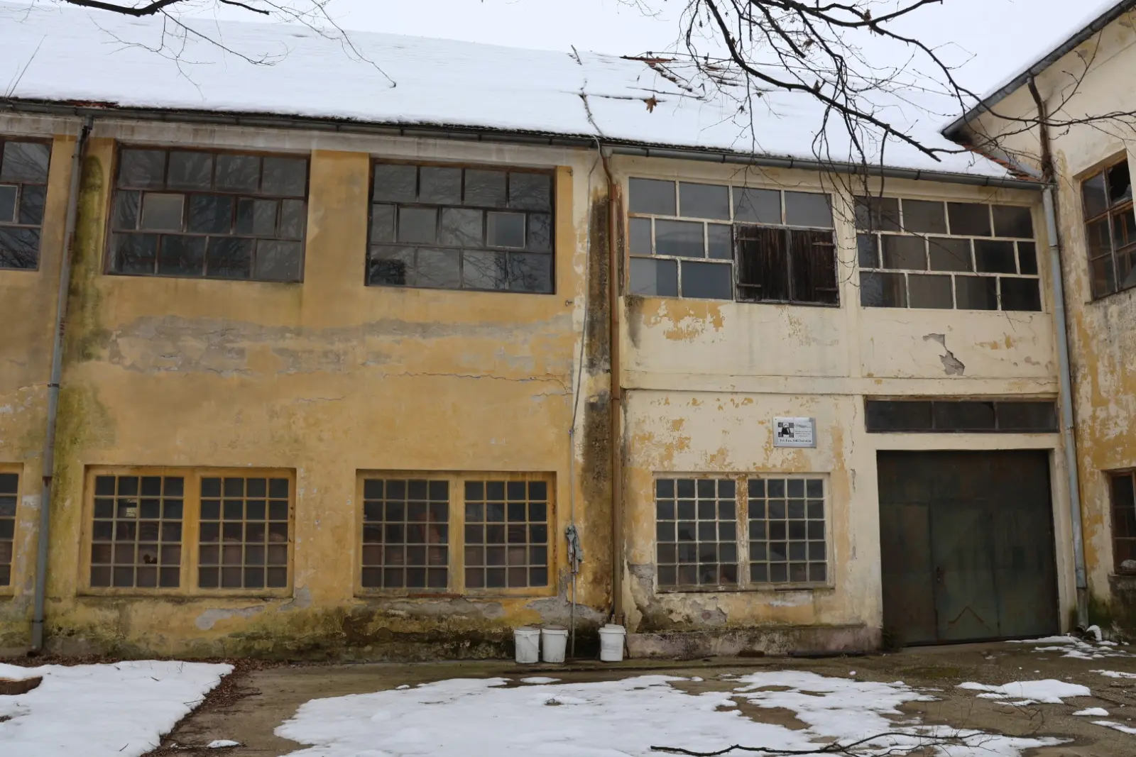 Stara škola Donja Dubrava rušenje (9) Stara škola Donja Dubrava rušenje (9)