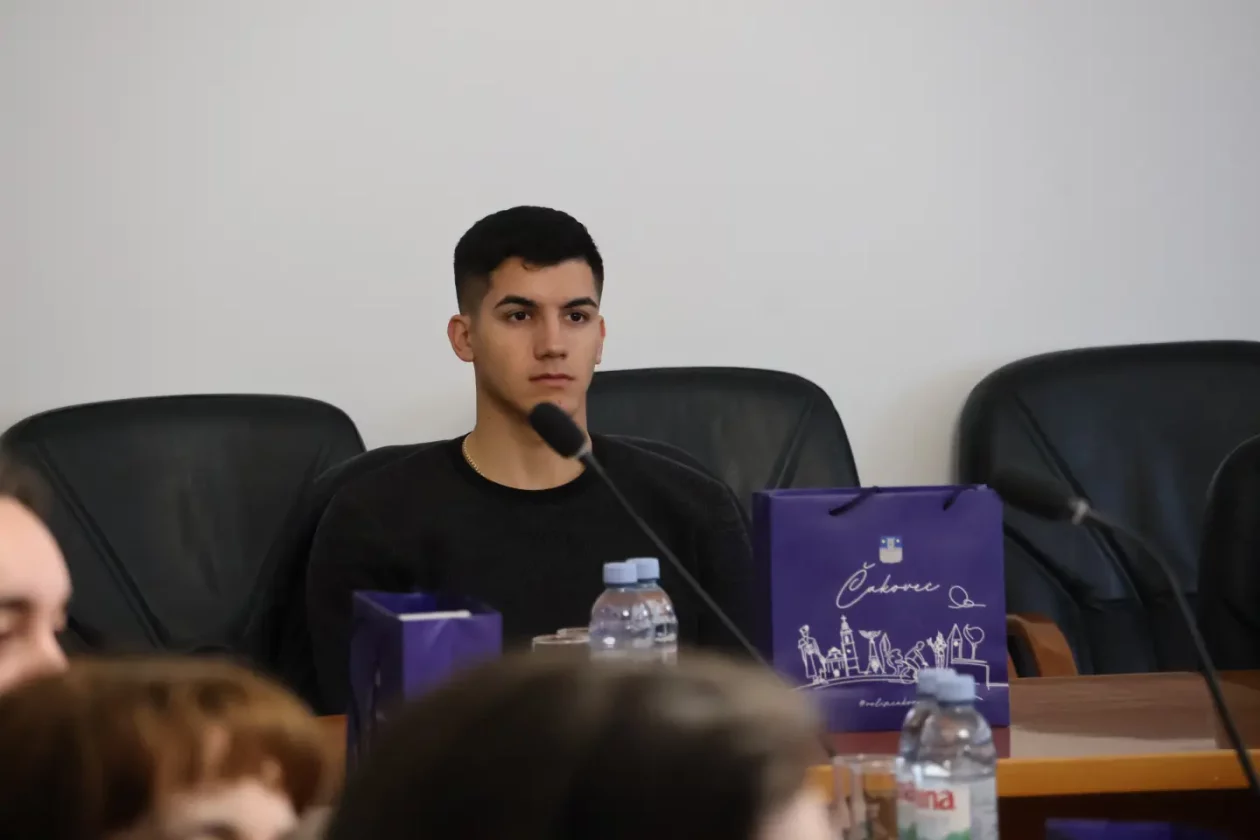 Stipendije, Čakovec, ugovor, Grad Čakovec, Ljerka Cividini (13) Stipendije, Čakovec, ugovor, Grad Čakovec, Ljerka Cividini (13)