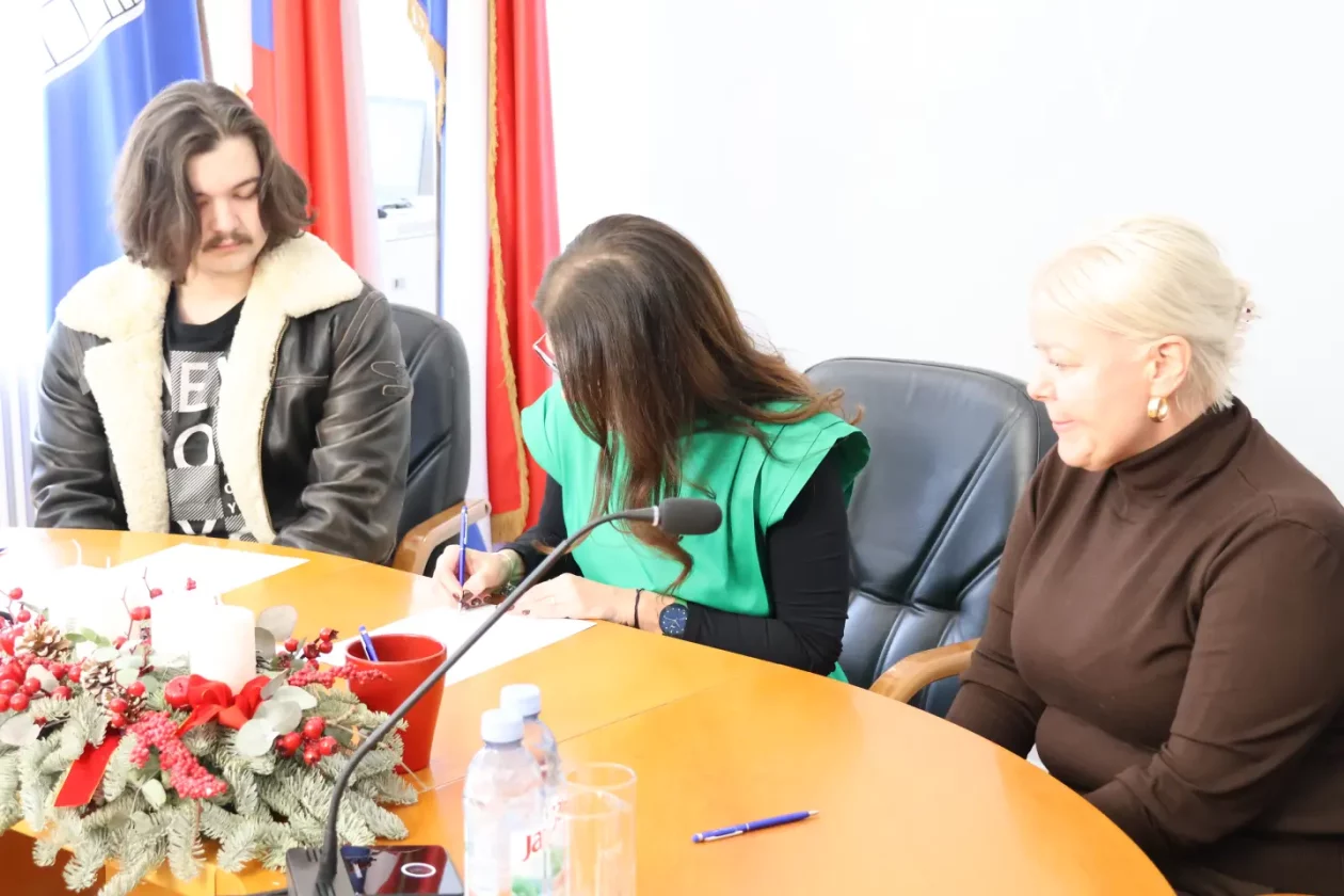 Stipendije, Čakovec, ugovor, Grad Čakovec, Ljerka Cividini (19) Stipendije, Čakovec, ugovor, Grad Čakovec, Ljerka Cividini (19)