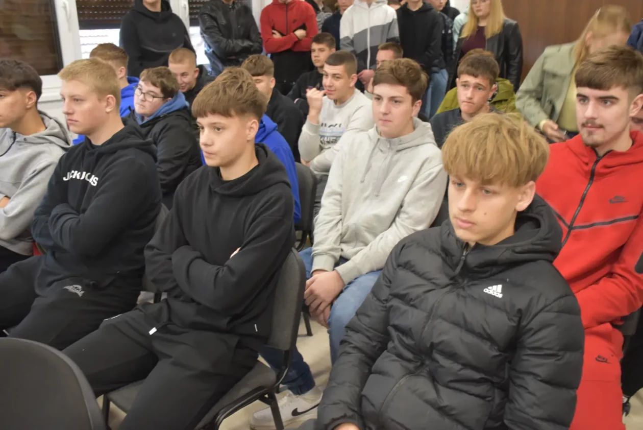 Stipendije, Obrtnička komora, učenici (7)