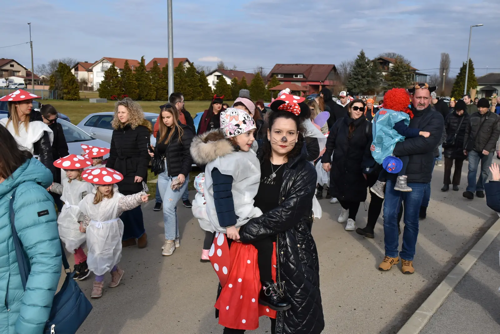 Strahoninec, Fašnik, 1.3 (42)