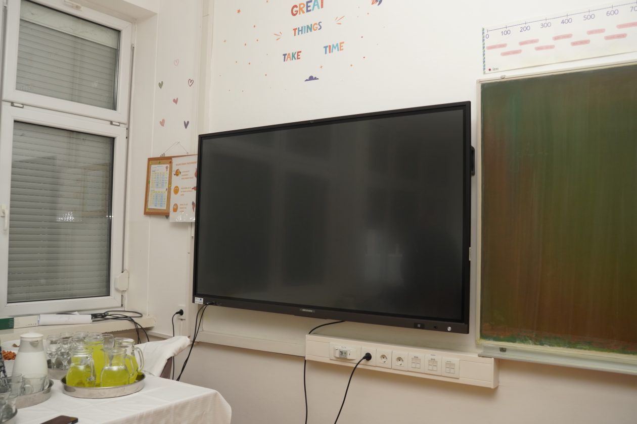 Strahoninec osnovna škola (1)