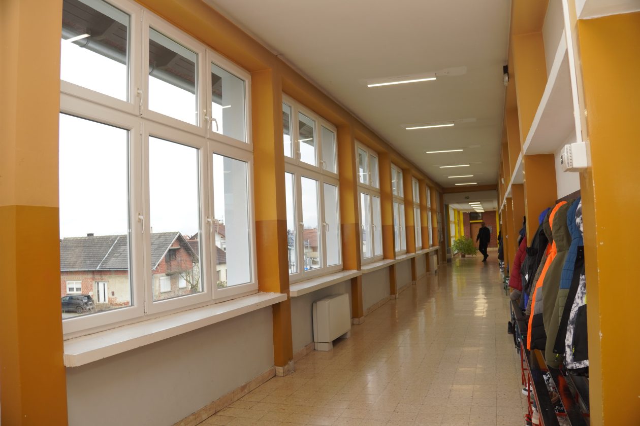 Strahoninec osnovna škola (3)