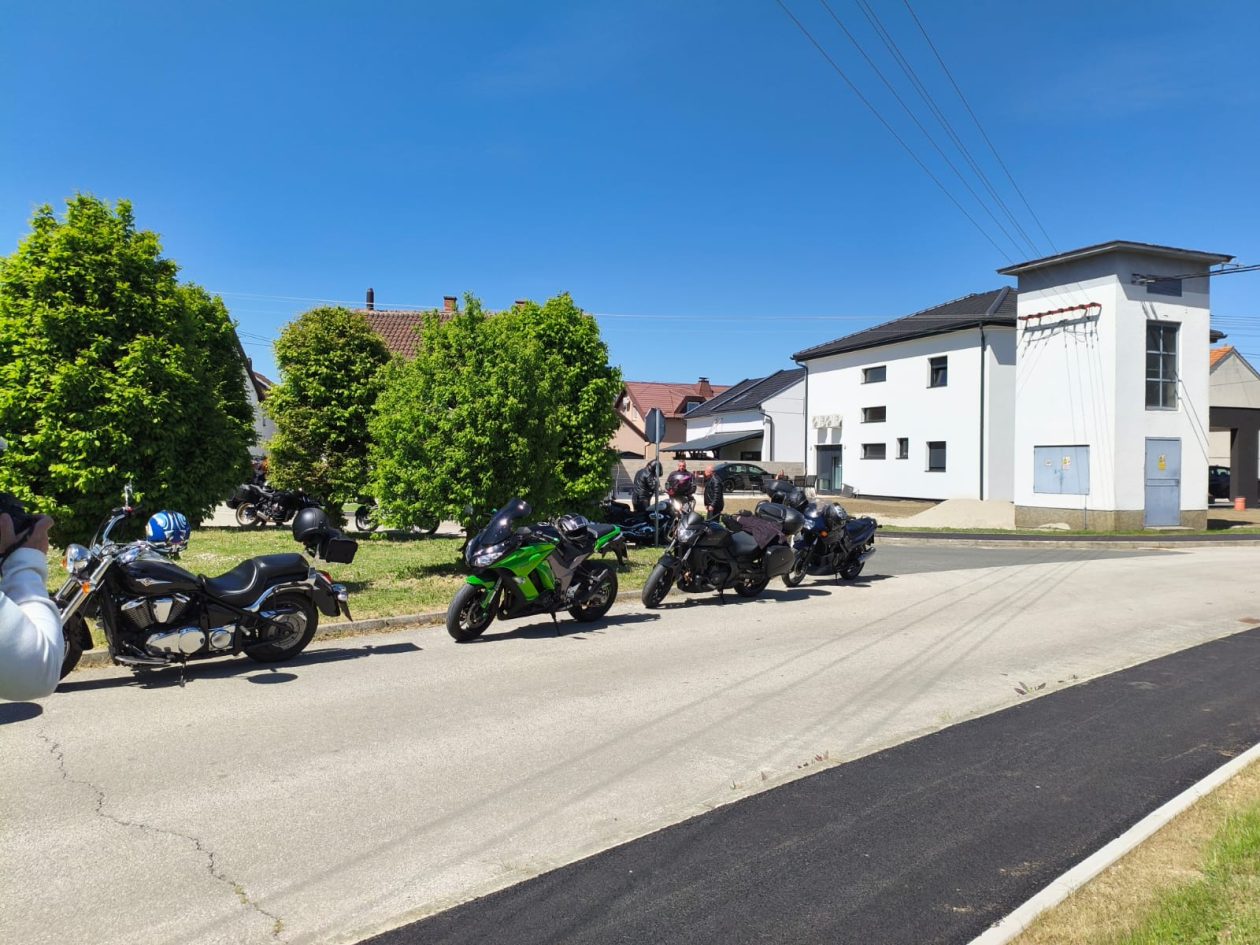 Strahoninec praznik rada motor motoristi (10)