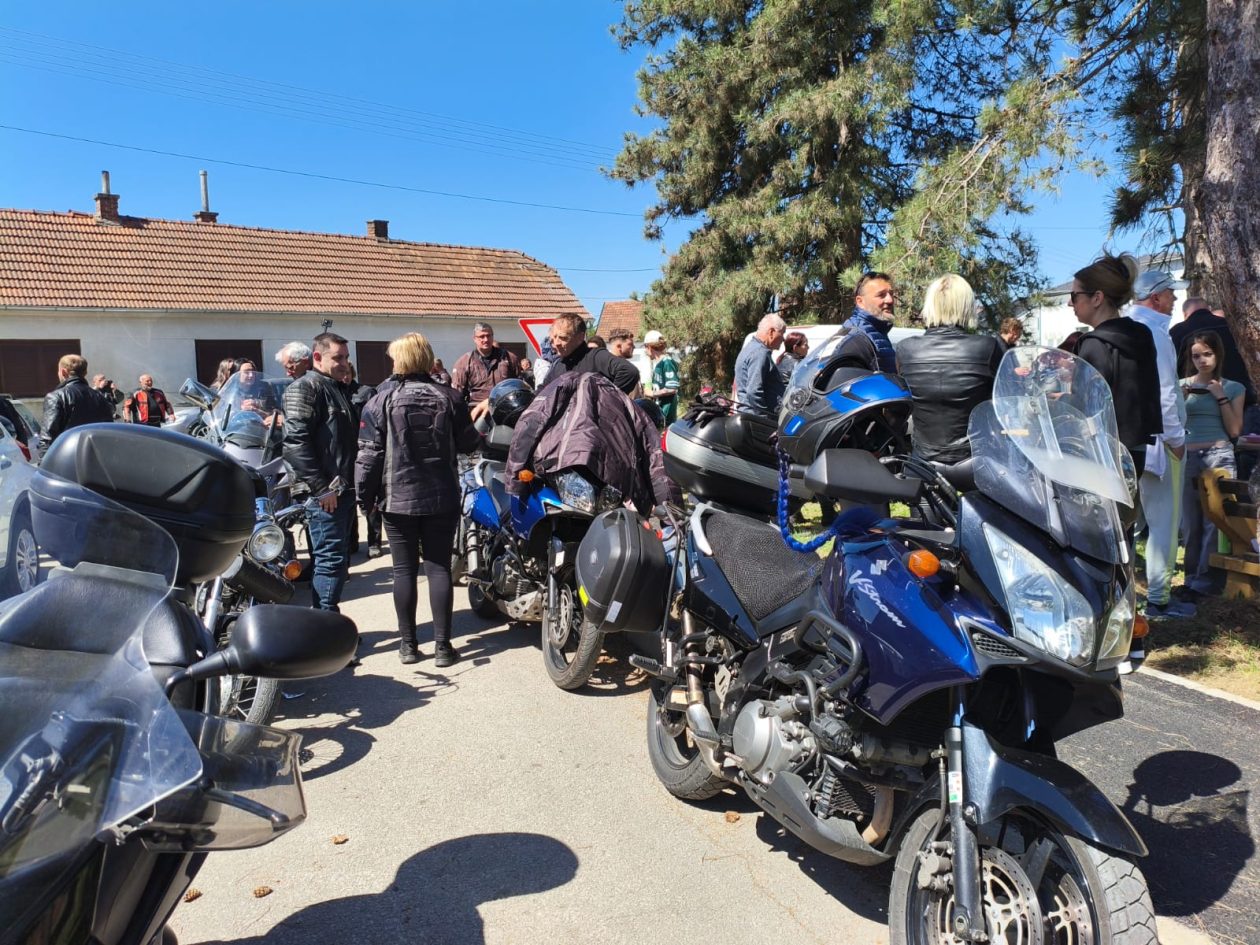 Strahoninec praznik rada motor motoristi (6)