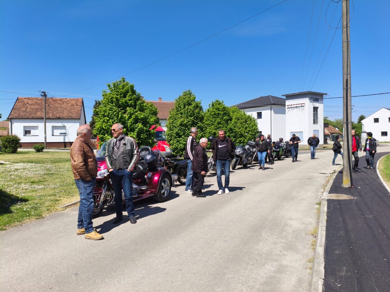 Strahoninec praznik rada motor motoristi (8)