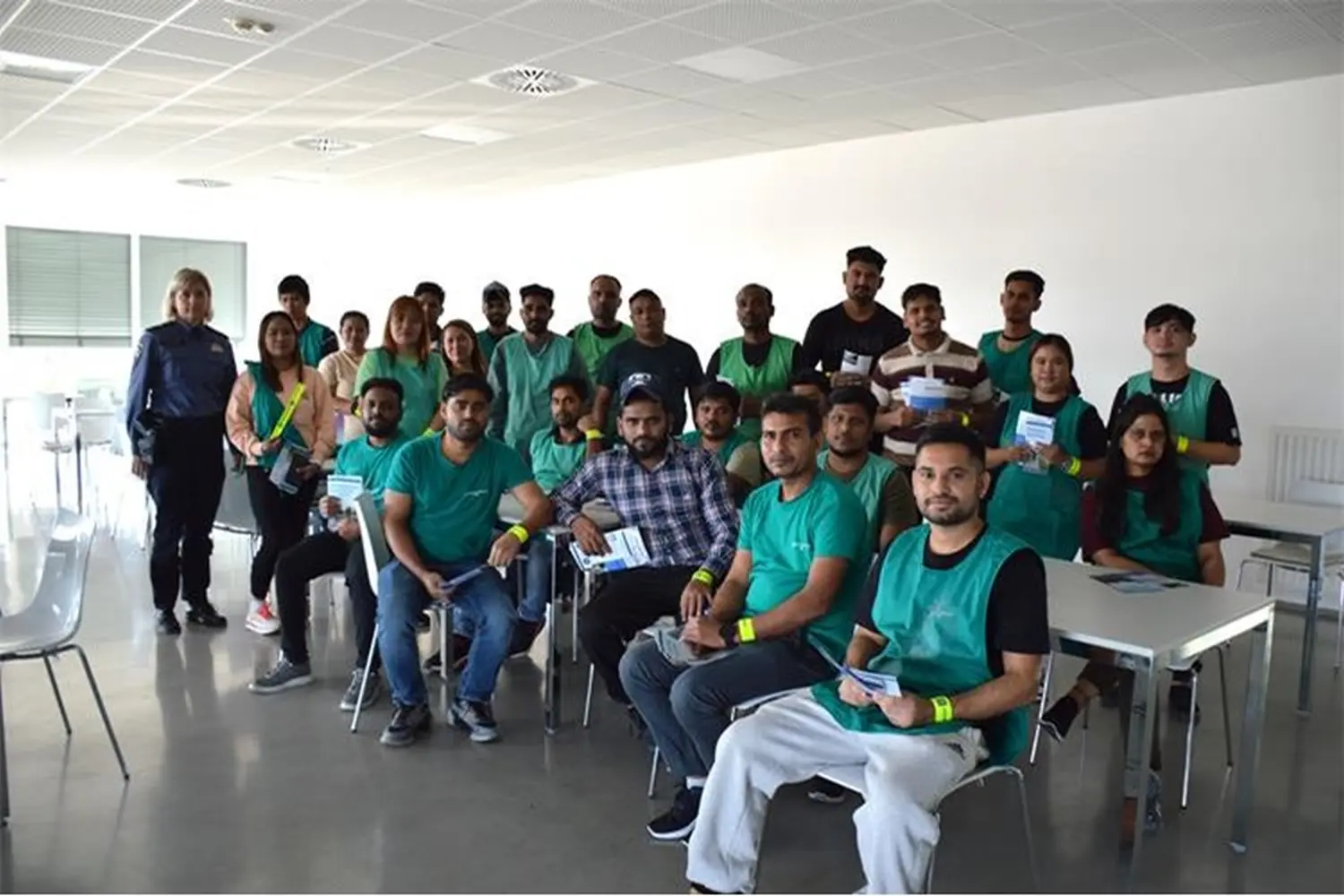 Strani radnici prošli edukaciju o prometnim propisima 2024 (4)