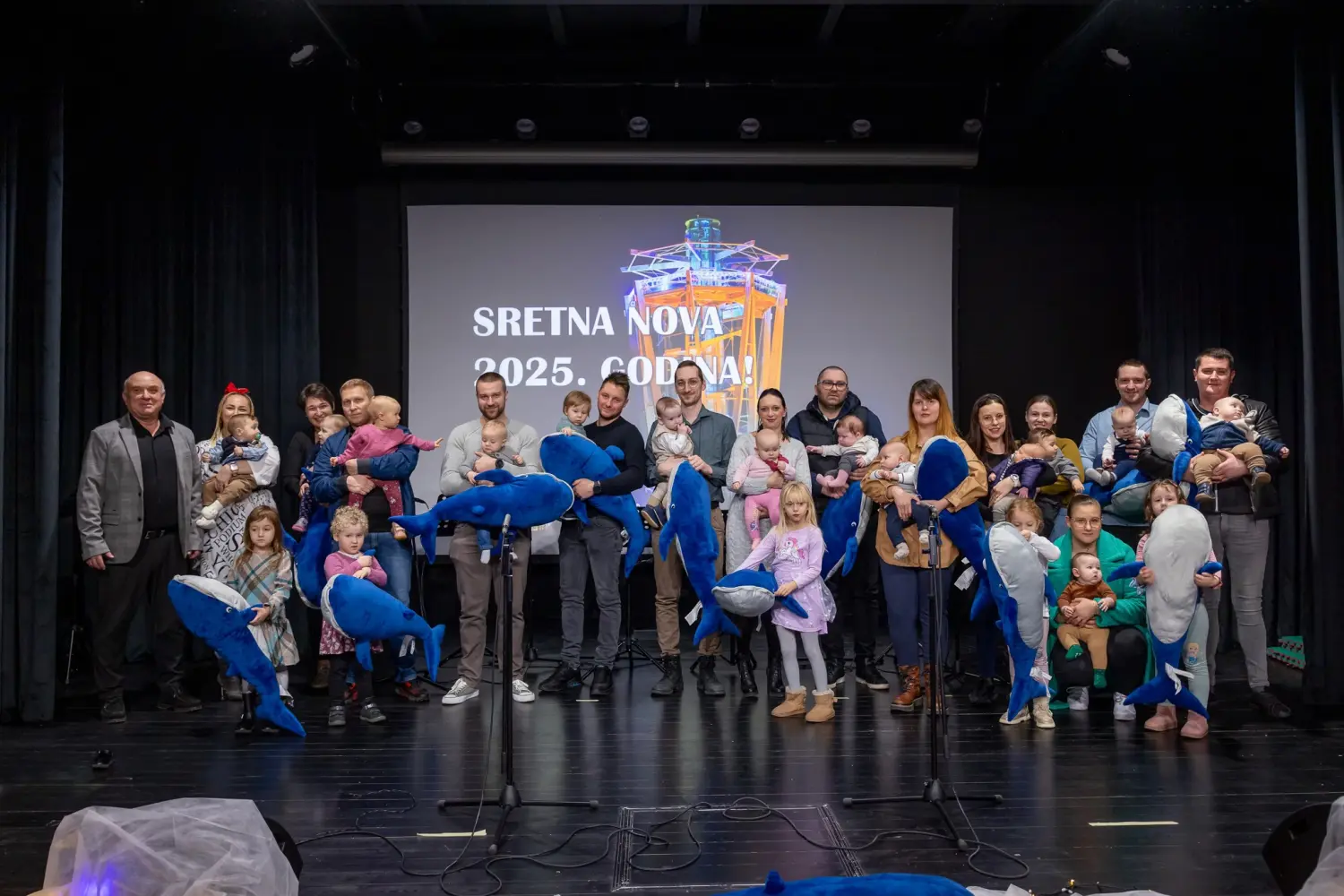 Štrigova, djeca u 2025, darovi, božićno novogodišnji koncert (8) Štrigova, djeca u 2025, darovi, božićno novogodišnji koncert (8)