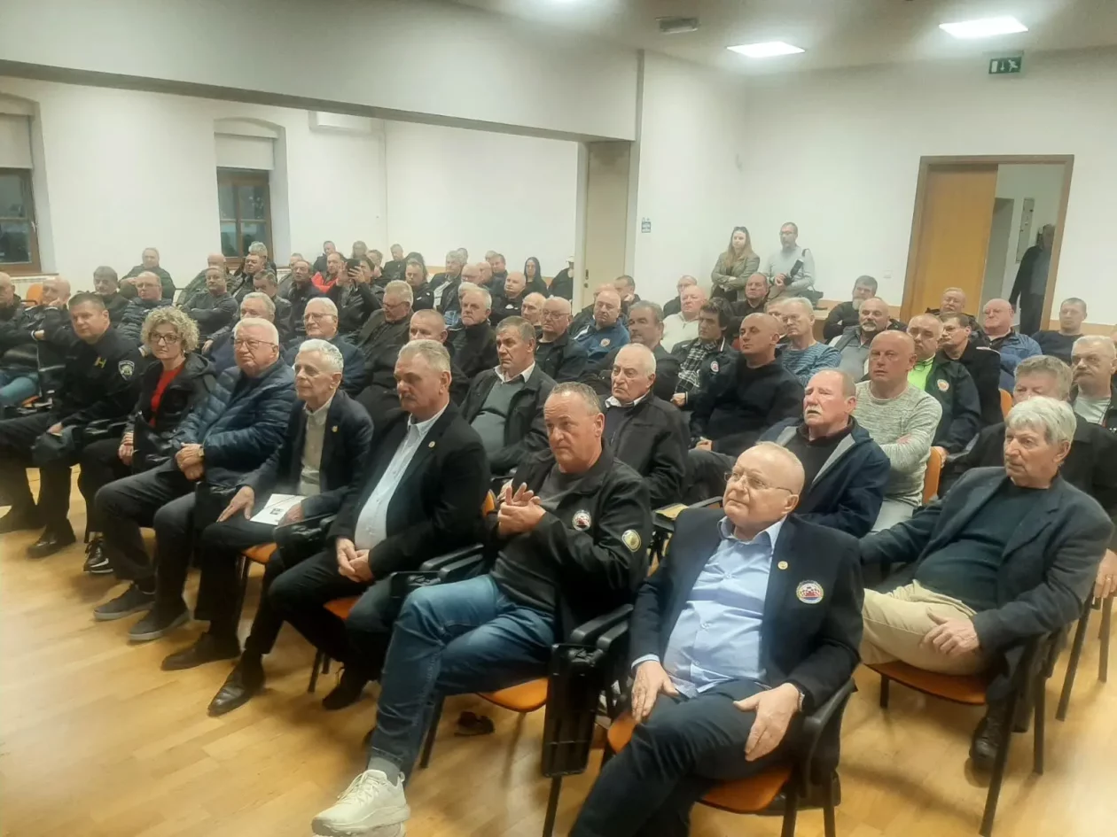 Stručno predavanje branitelji (10) Stručno predavanje branitelji (10)