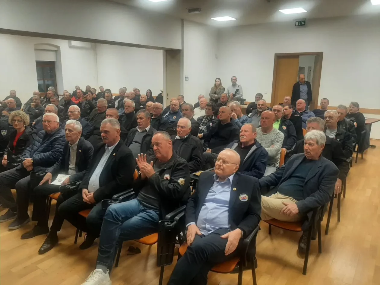 Stručno predavanje branitelji (11) Stručno predavanje branitelji (11)