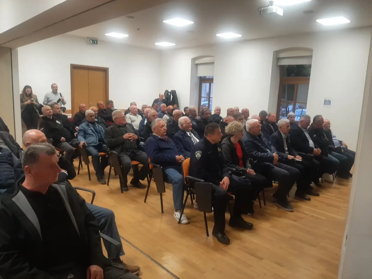 Stručno predavanje branitelji (4) Stručno predavanje branitelji (4)