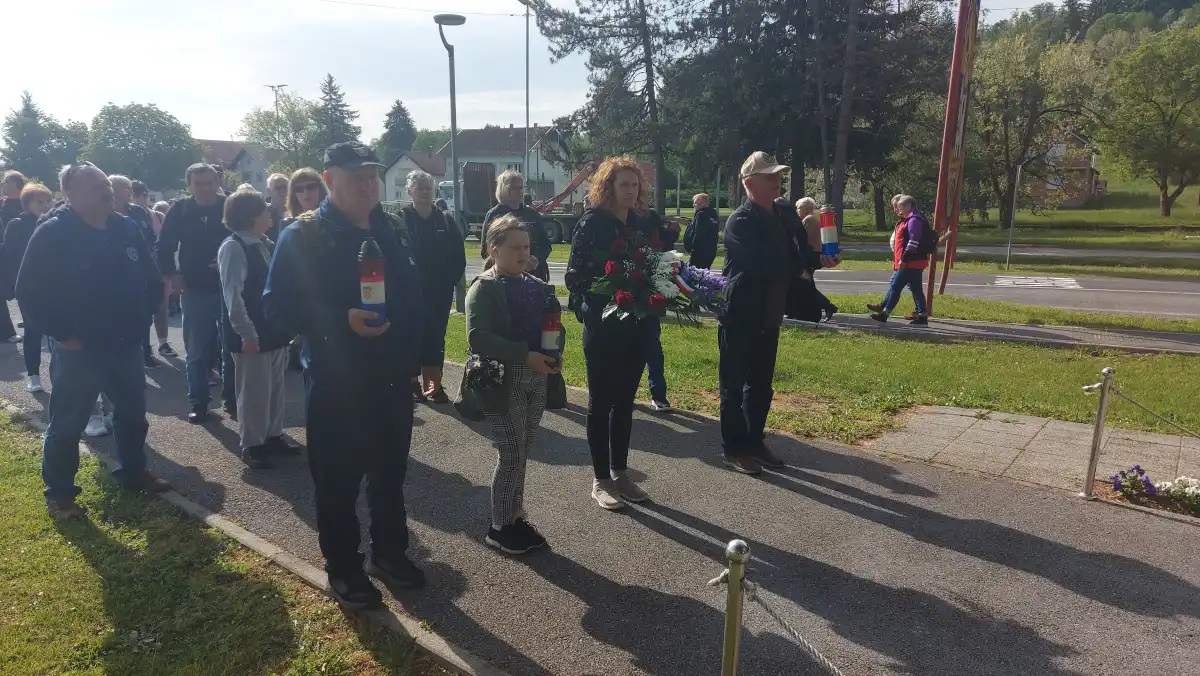 Studijsko putovanje u spomen na VRO „Bljesak“ (1) Studijsko putovanje u spomen na VRO „Bljesak“ (1)