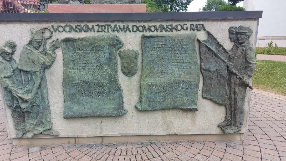 Studijsko putovanje u spomen na VRO „Bljesak“ (19) Studijsko putovanje u spomen na VRO „Bljesak“ (19)