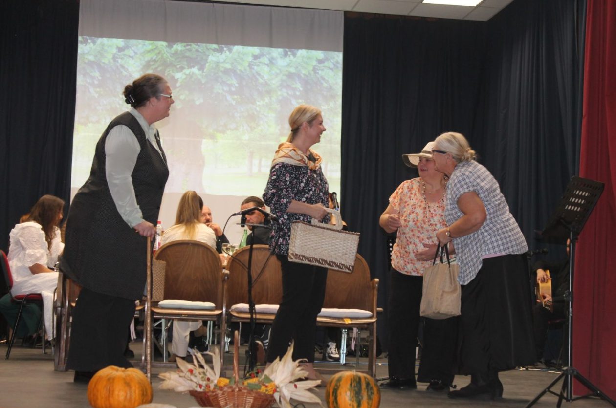 Susret starih i mladih u Belici večer pjesme, glume i međimurskog duha (17) Susret starih i mladih u Belici večer pjesme, glume i međimurskog duha (17)