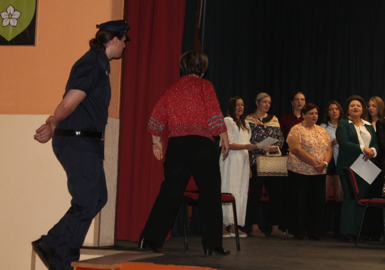 Susret starih i mladih u Belici večer pjesme, glume i međimurskog duha (44) Susret starih i mladih u Belici večer pjesme, glume i međimurskog duha (44)