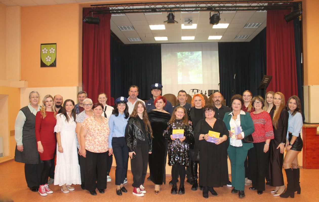 Susret starih i mladih u Belici večer pjesme, glume i međimurskog duha (47) Susret starih i mladih u Belici večer pjesme, glume i međimurskog duha (47)