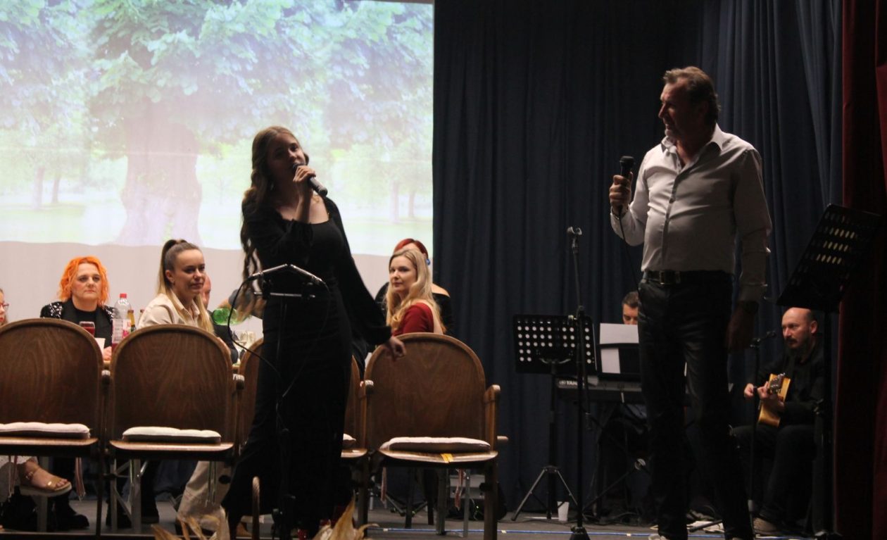 Susret starih i mladih u Belici večer pjesme, glume i međimurskog duha (7) Susret starih i mladih u Belici večer pjesme, glume i međimurskog duha (7)