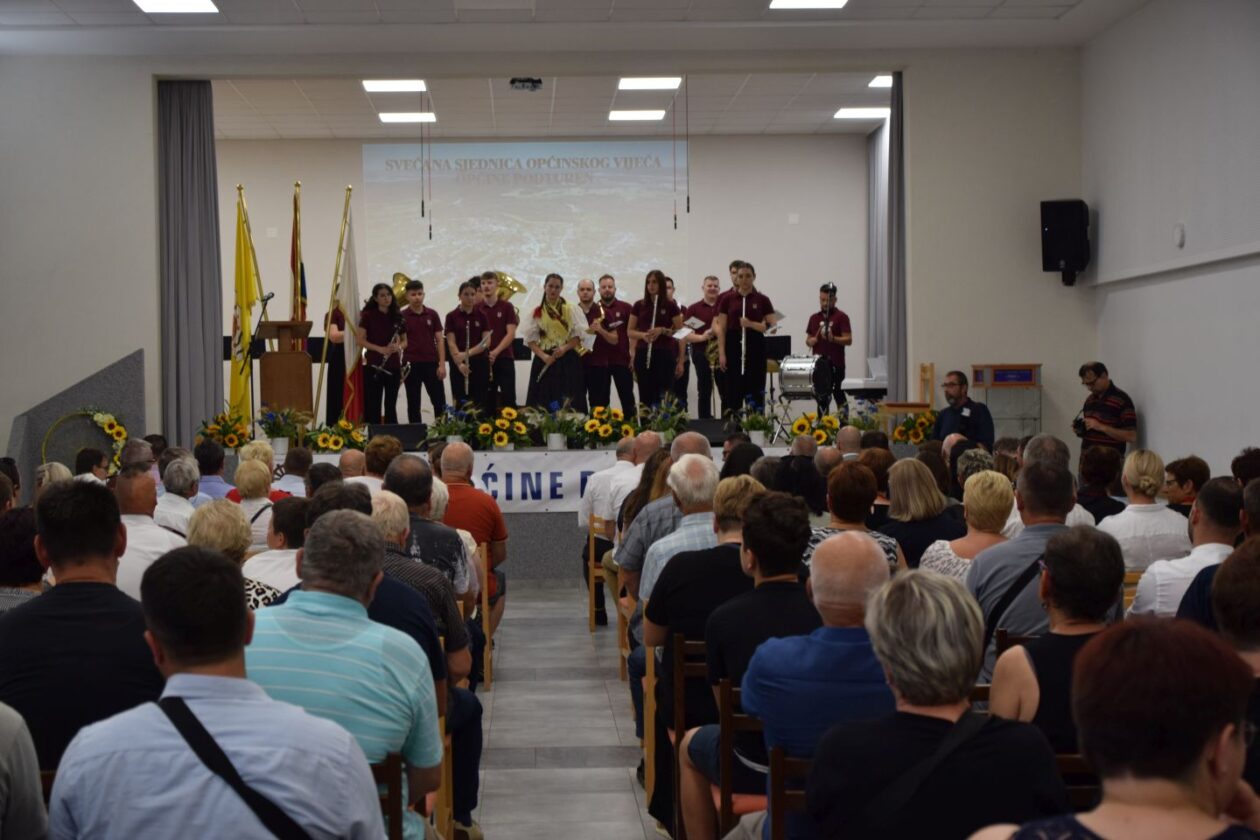 Svečana sjednica općine Podturen 2025 (16) Svečana sjednica općine Podturen 2025 (16)