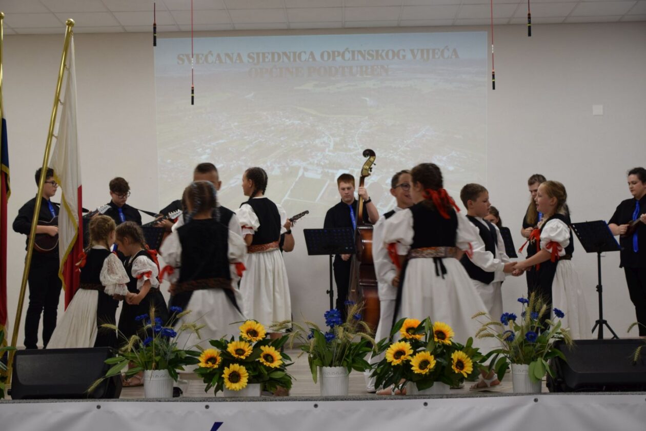 Svečana sjednica općine Podturen 2025 (8) Svečana sjednica općine Podturen 2025 (8)